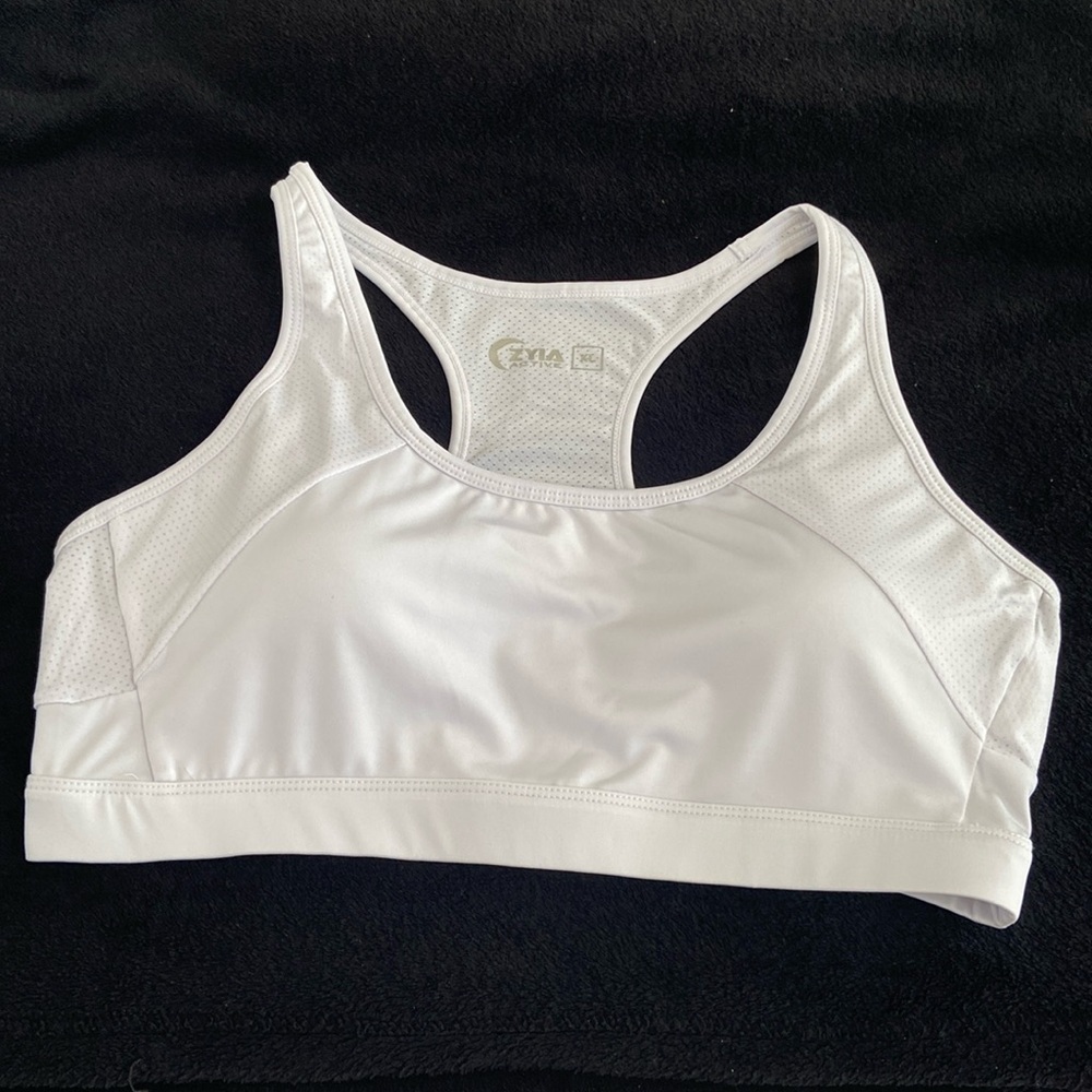ZYIA Classic Mesh Sports Bra NWOT​​​​​​